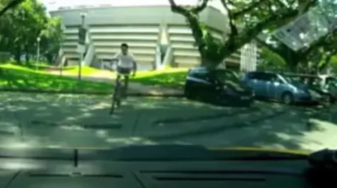 <h6><u>Lamborghini owner forgives teen for using car as a bike ramp</u></h6>