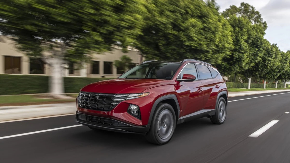 2022 Hyundai Tucson PHEV gets EPA-rated 33 miles of EV range
