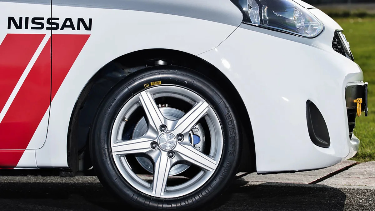 2015 Nissan Micra Cup wheel
