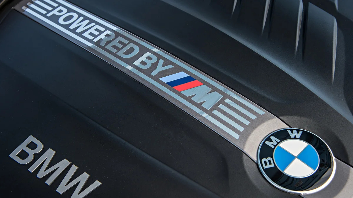 2016 BMW M2 engine detail