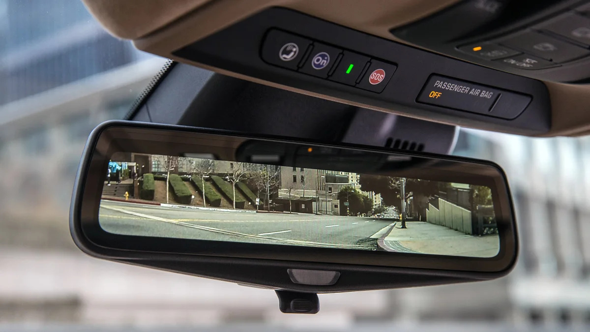 2016 Cadillac CT6 rear view mirror
