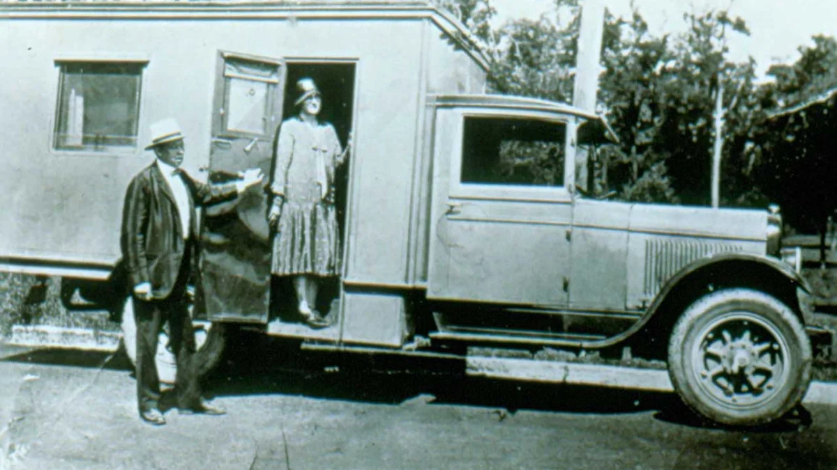 Homemade Housecar, circa 1930s