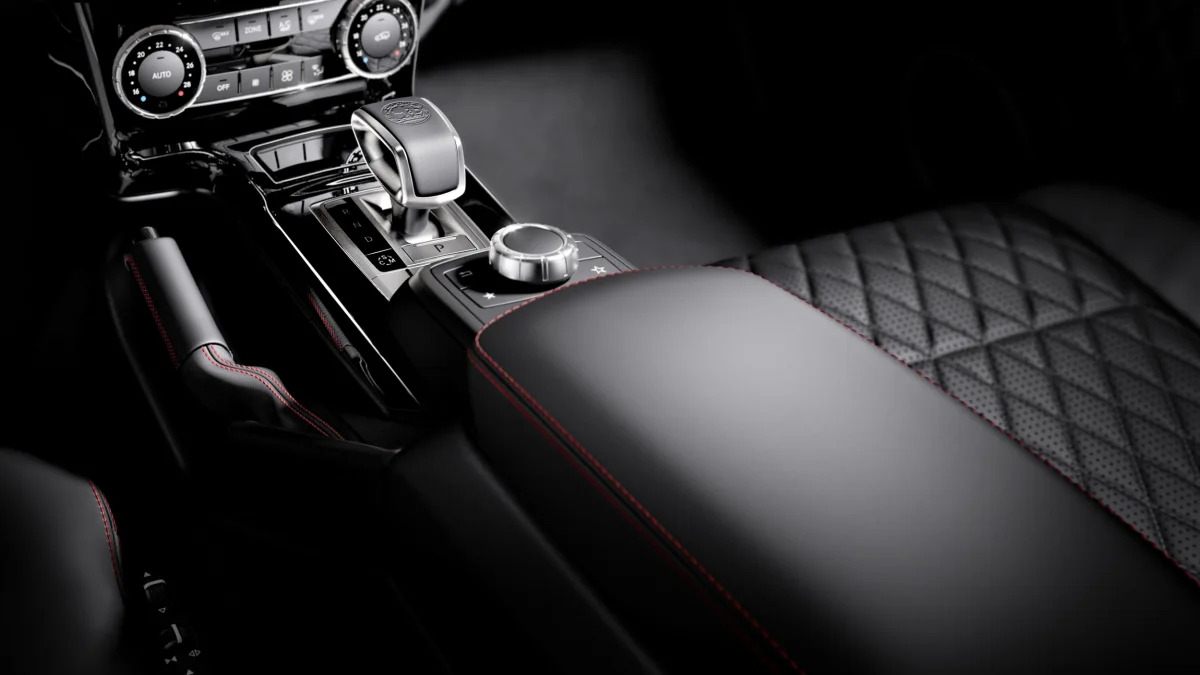 Mercedes-Benz G-Glass exterior with Designer Manufaktur options, red topstitching.