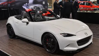 2016 Mazda MX-5 Miata Accessories Concept: Chicago 2015
