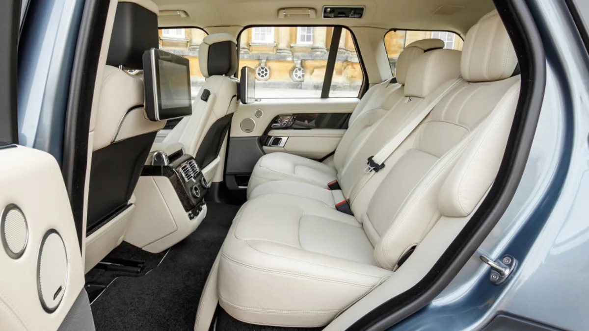 2018 Range Rover Back Seat