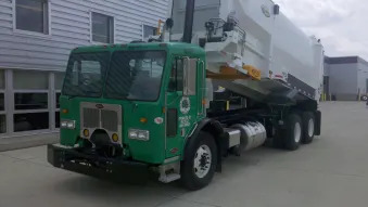 Ann Arbor hydraulic hybrid recycling truck
