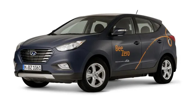 Hyundai Tucson Fuel Cell in BeeZero Hydrogen Carsharing Program