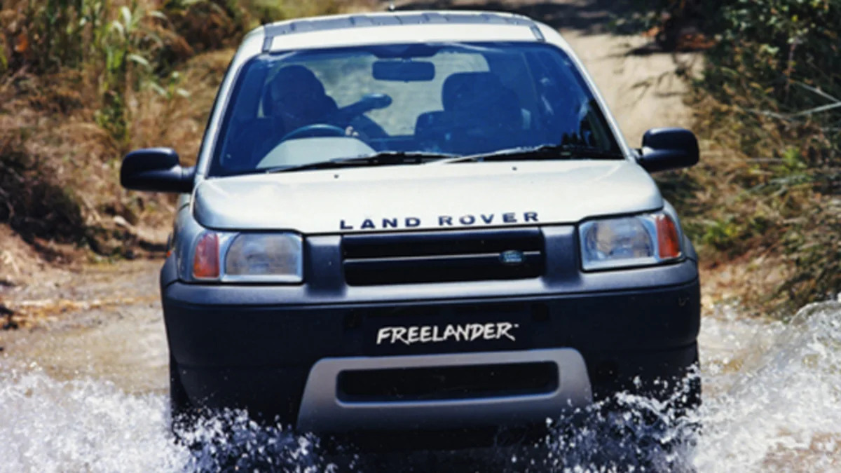 Land Rover Freelander fording wading water