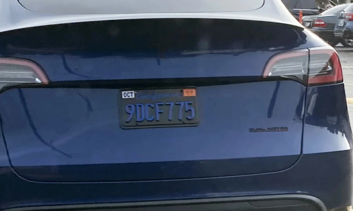 Everything you need to know about custom plates for your car