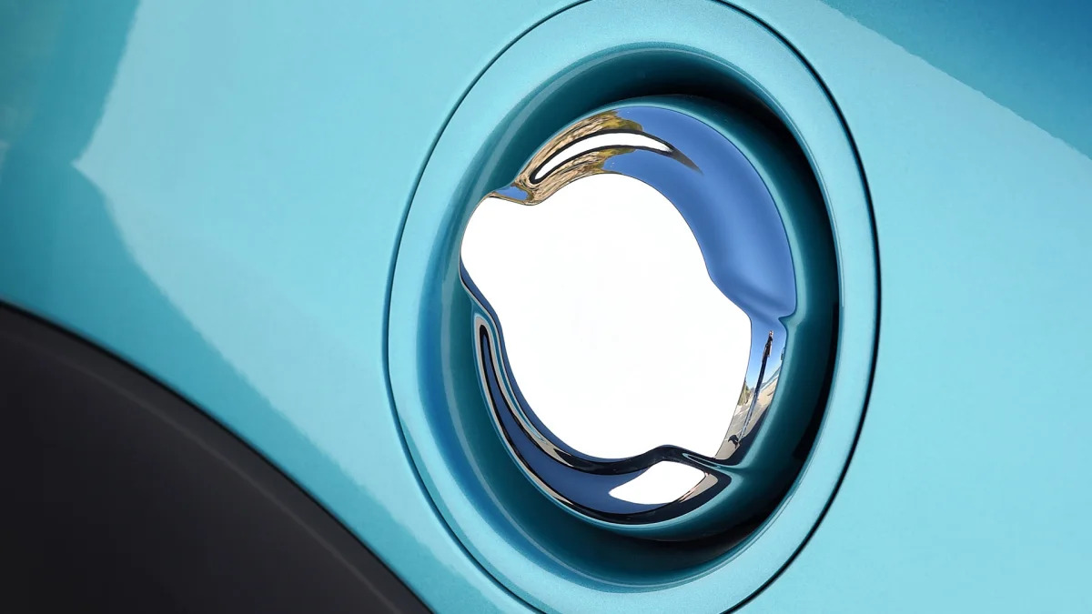 2016 Mini Cooper S Convertible fuel door