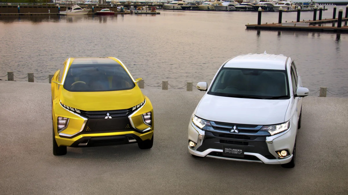 yellow mitsubishi ex concept with outlander