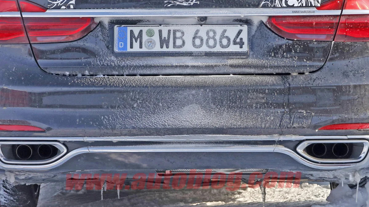 BMW M7 test mule rear bumper