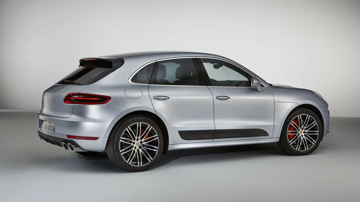 Porsche Macan Turbo with Performance Package Side Exterior