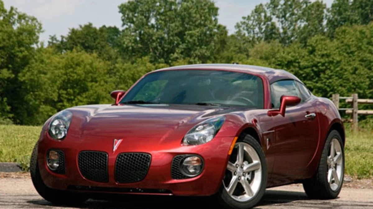Review: Pontiac Solstice GXP Coupe goes quick, just don't look back