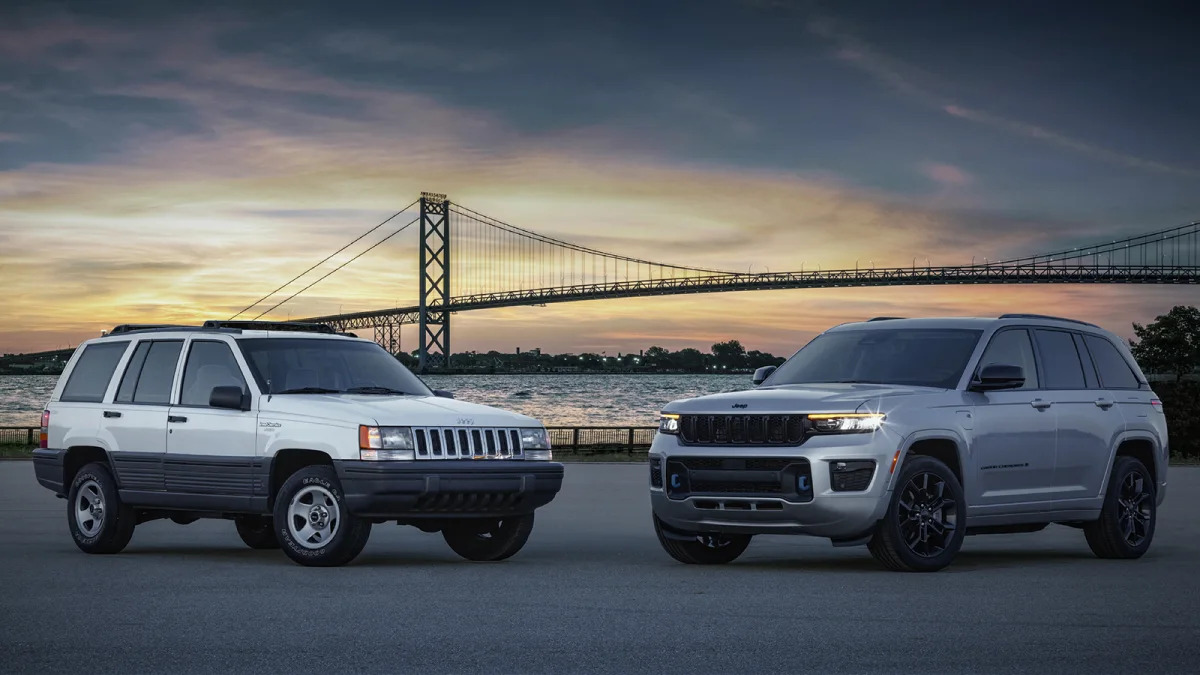 1993 Jeep Grand Cherokee (left) and 2023 Jeep Grand Cherokee 4xe 30th Anniversary edition