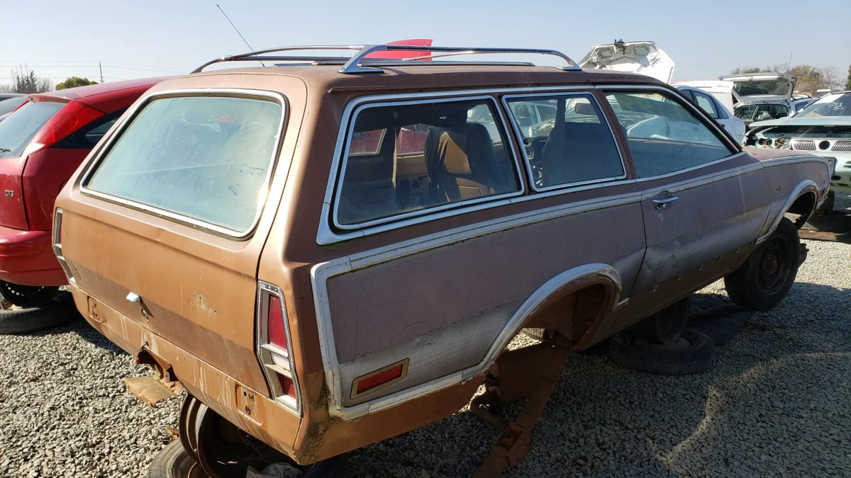 24 - 1973 Ford Pinto Wagon in California Junkyard - photo by Murilee Martin