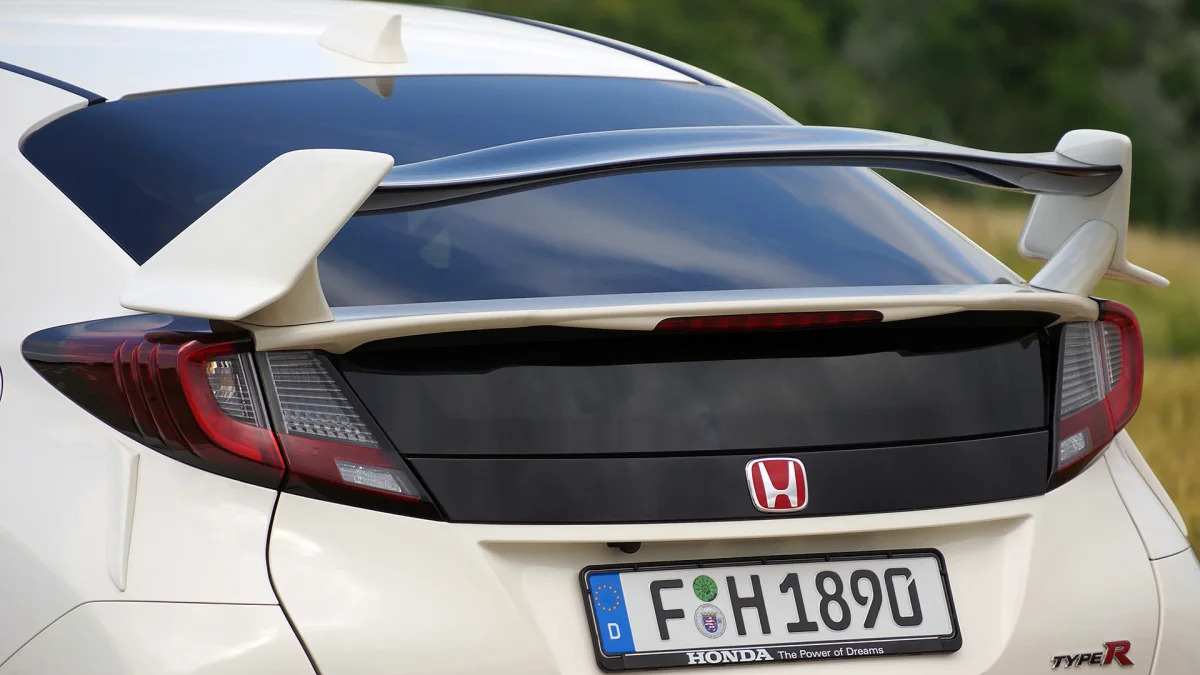 2015 Honda Civic Type R rear wing