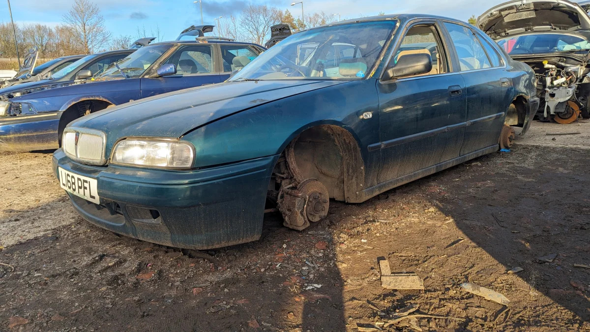 99 - 1994 Rover 620Si in English wrecking yard - photo by Murilee Martin