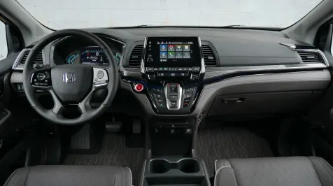 <h6><u>2021 Honda Odyssey Interior</u></h6>