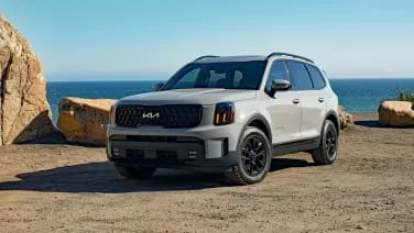Kia recalls 463,000 Telluride SUVs due to fire risk, urges parking outside