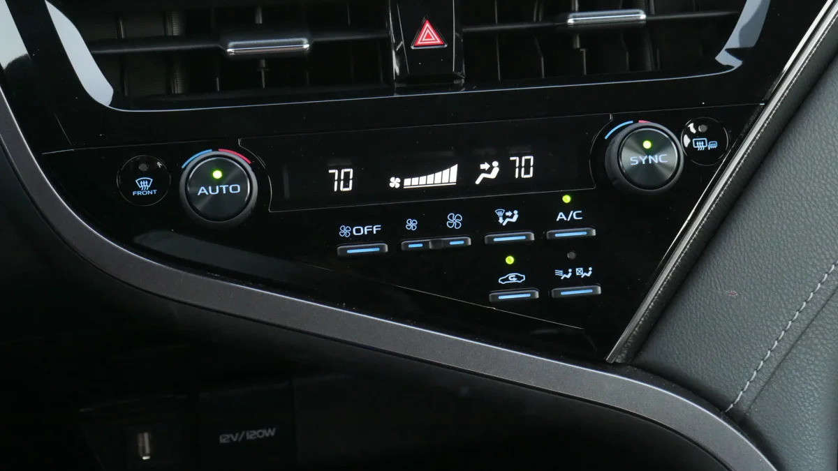 2021 Toyota Camry XSE Hybrid climate controls