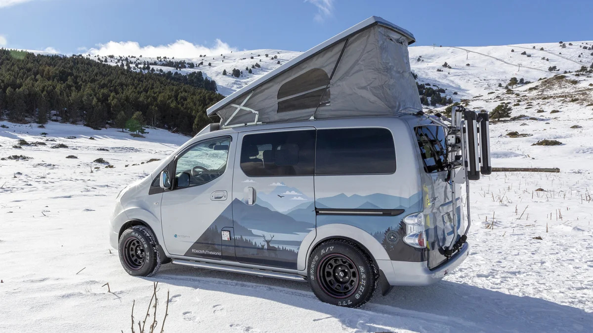 Nissan e-NV200 Winter Camper Concept