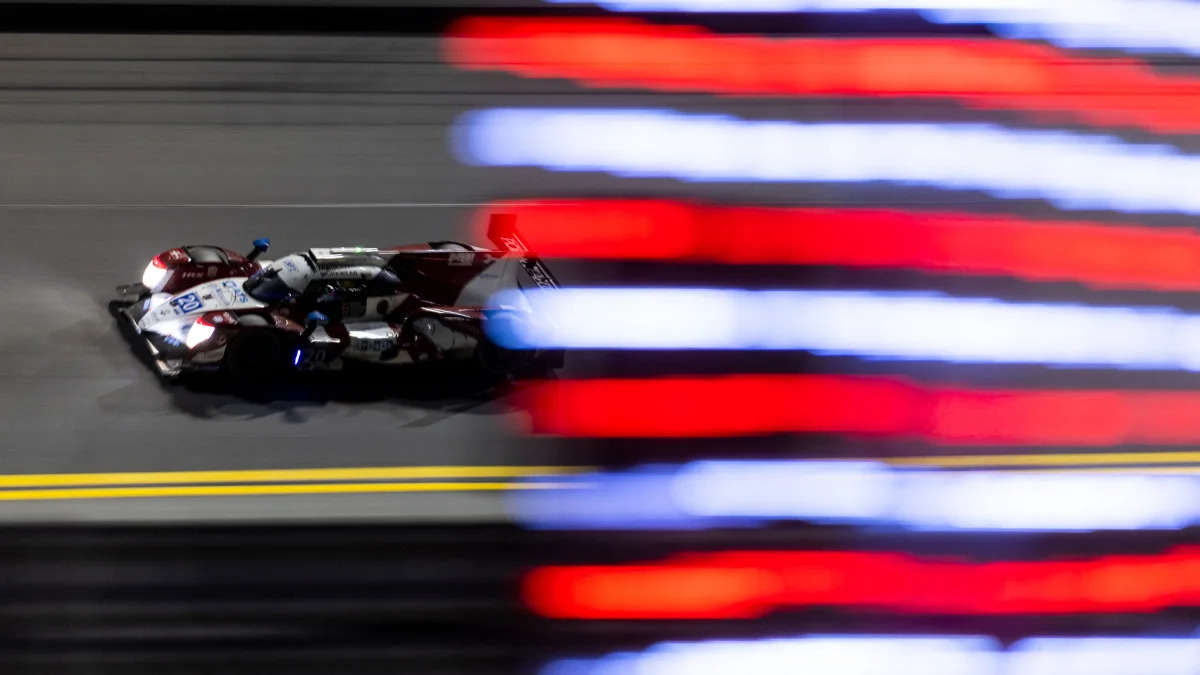DAYTONA BEACH, FLORIDA - JANUARY 30: The #20 High Class Racing ORECA LMP2 07 of Dennis Andersen, Anders Fjordbach, Fabio Scherner, and Nico Mueller drives during the Rolex 24 at Daytona International Speedway on January 30, 2022 in Daytona Beach, Florida.   James Gilbert/Getty Images/AFP / AFP / GETTY IMAGES NORTH AMERICA / James Gilbert