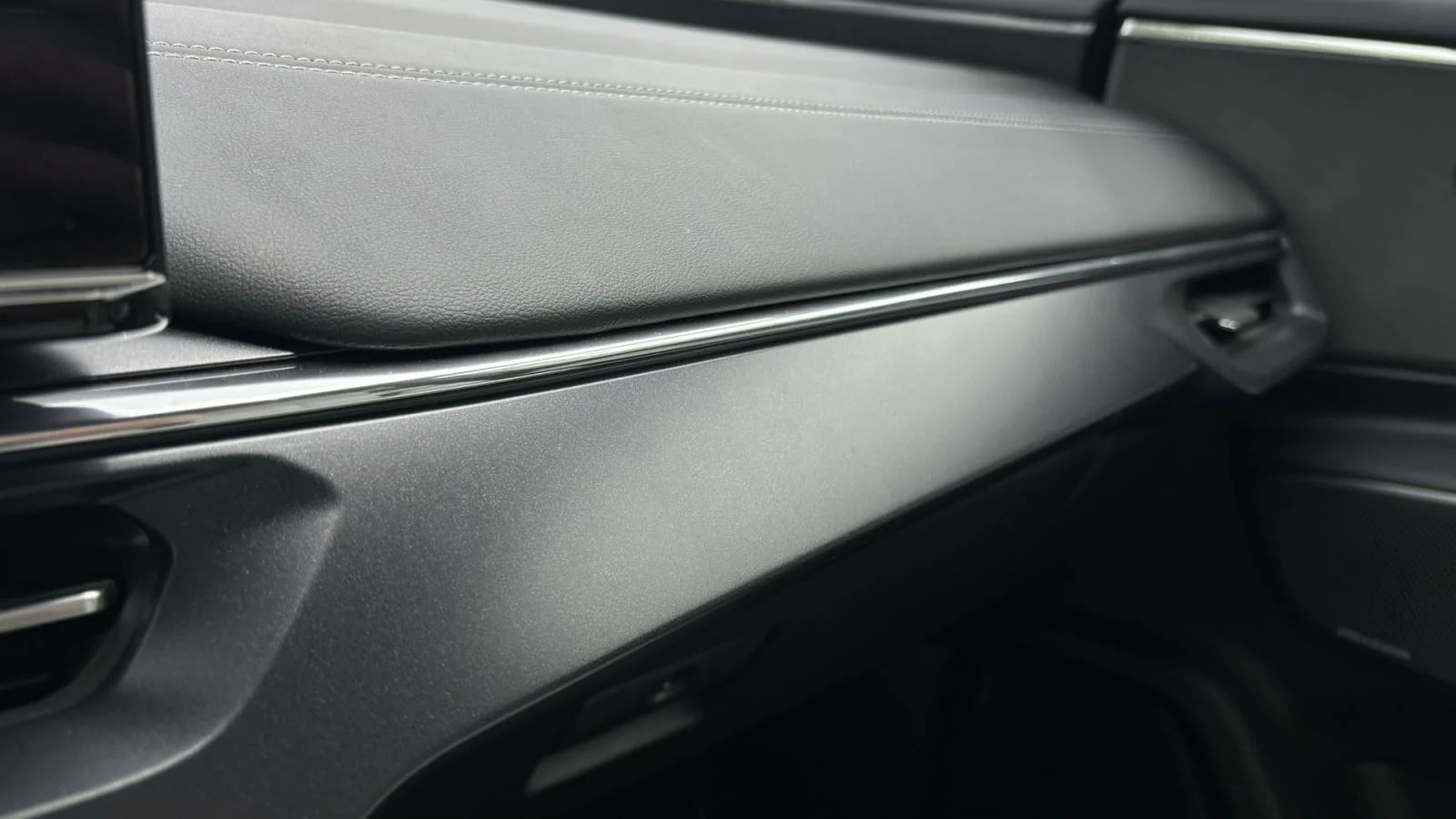 Acura ZDX Type S gray plastic trim