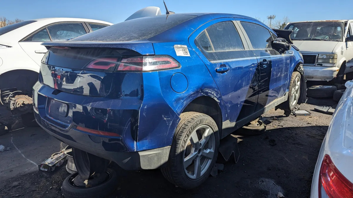 99 - 2013 Chevrolet Volt in Colorado wrecking yard - photo by Murilee Martin