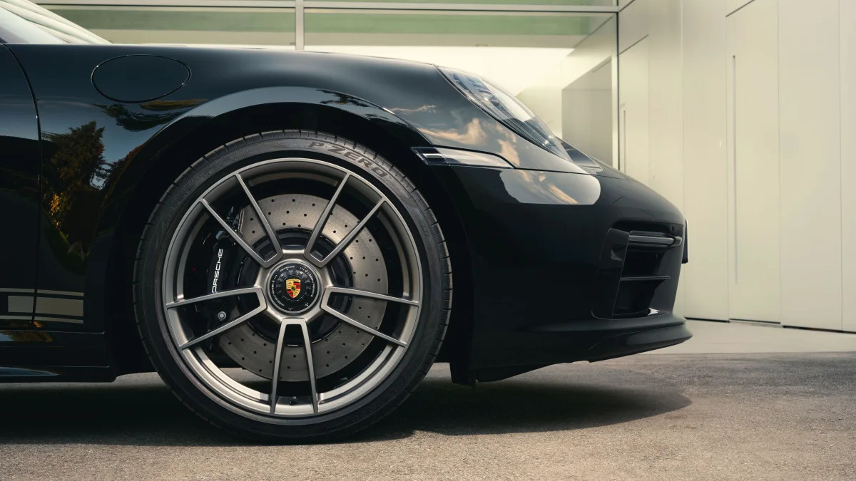 2022 Porsche Design 911 Edition 50 Years