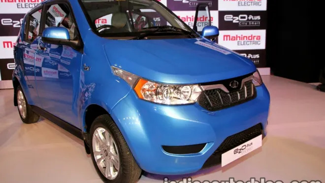 Mahindra deals e20 plus