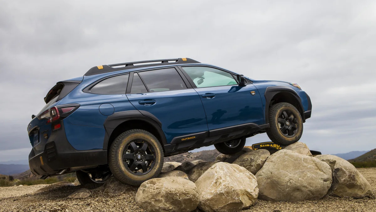 2021 Subaru Outback Wilderness side rocks