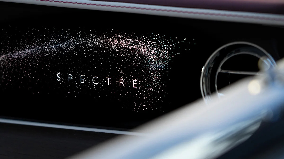 2024 Rolls-Royce Spectre in Morganite pink dash detail