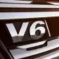 2017 Volkswagen Amarok Aventura V6 TDI badge grille