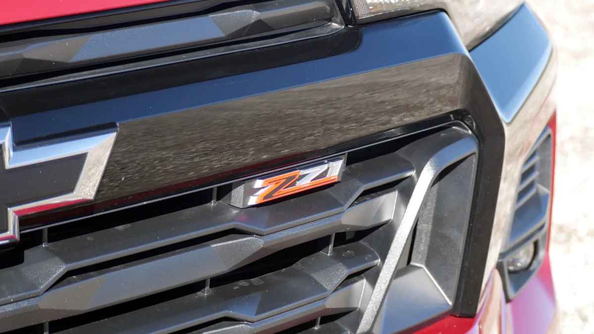 2023 Chevrolet Colorado Z71 grille badge