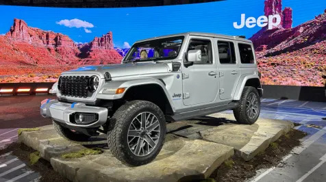 <h6><u>2024 Jeep Wrangler reveals more tech, refinement — and a cheaper 4xe</u></h6>