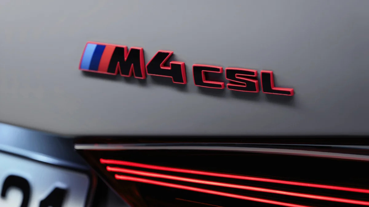 BMW M4 CSL_Studio (11)