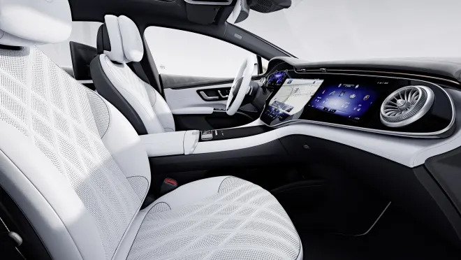 Tesla owners! Change your interior with - Diamond Car Mats
