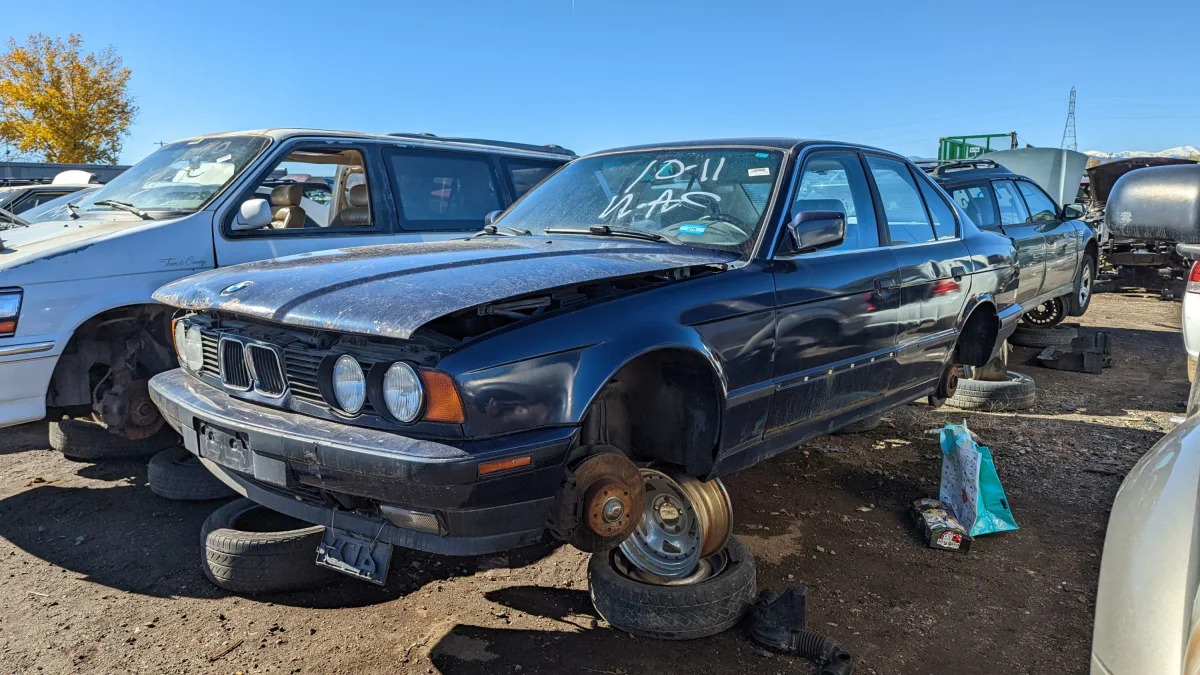 34 - 1991 BMW 5 Series in Colorado junkyard - photo by Murilee Martin