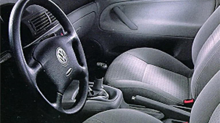 1999 Volkswagen Passat GLS 4dr Sedan