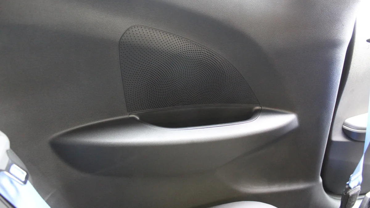 2022 Hyundai Veloster N - rear driver's side armrest