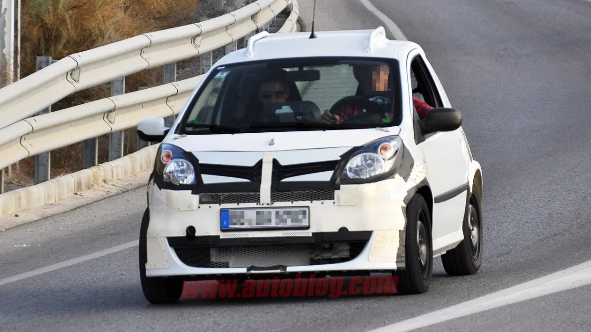 2014 Smart ForTwo test mule spy photos
