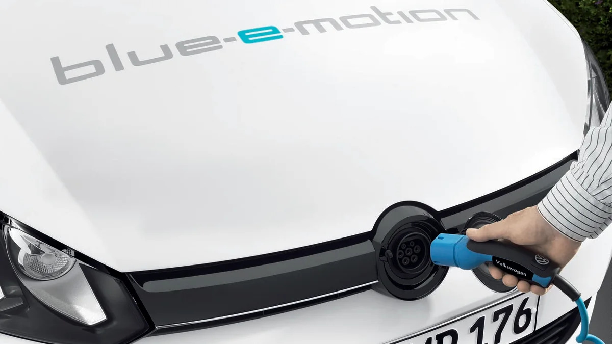 Volkswagen blue-e-motion