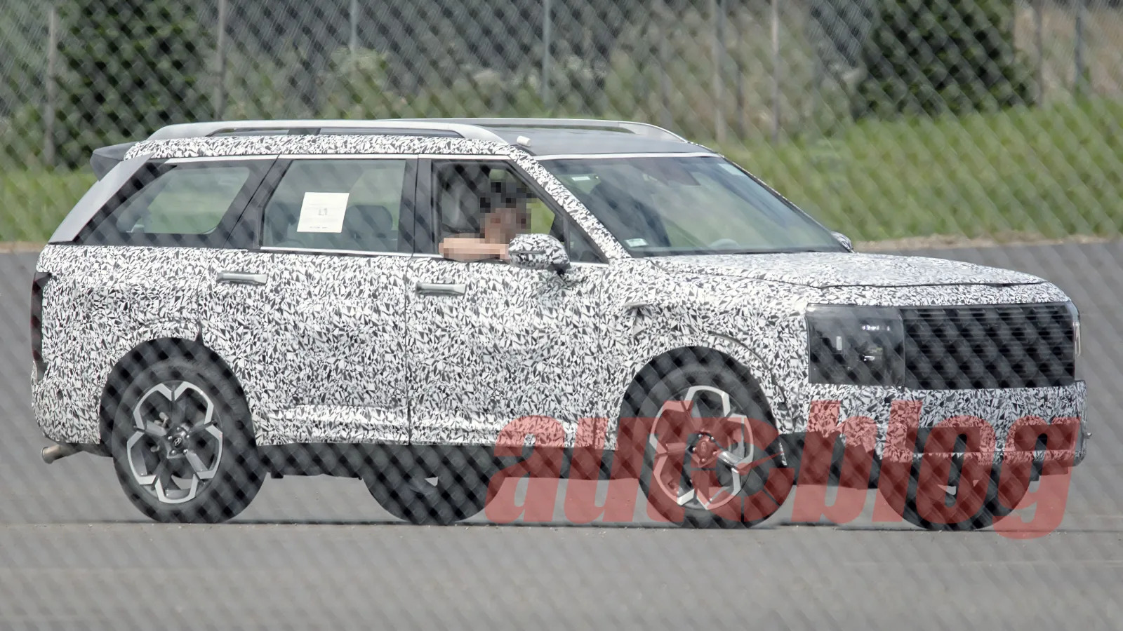 Hyundai Palisade spy photo