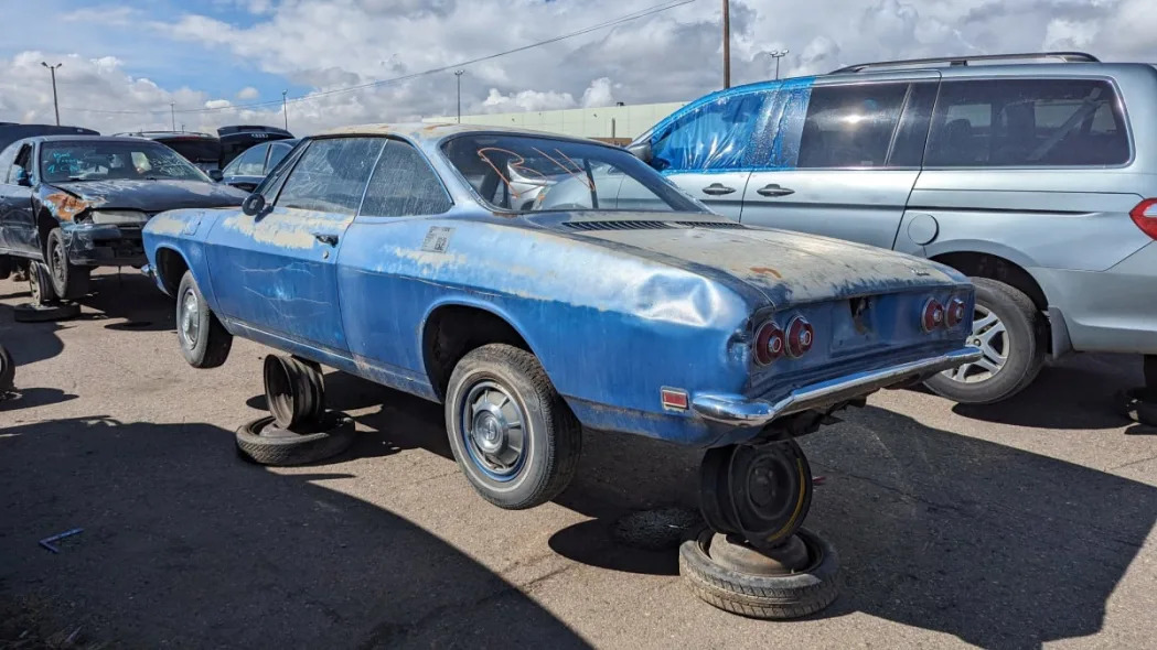 81 1968 Chevrolet Corvair in Colorado wrecking yard photo by Murilee Martin
