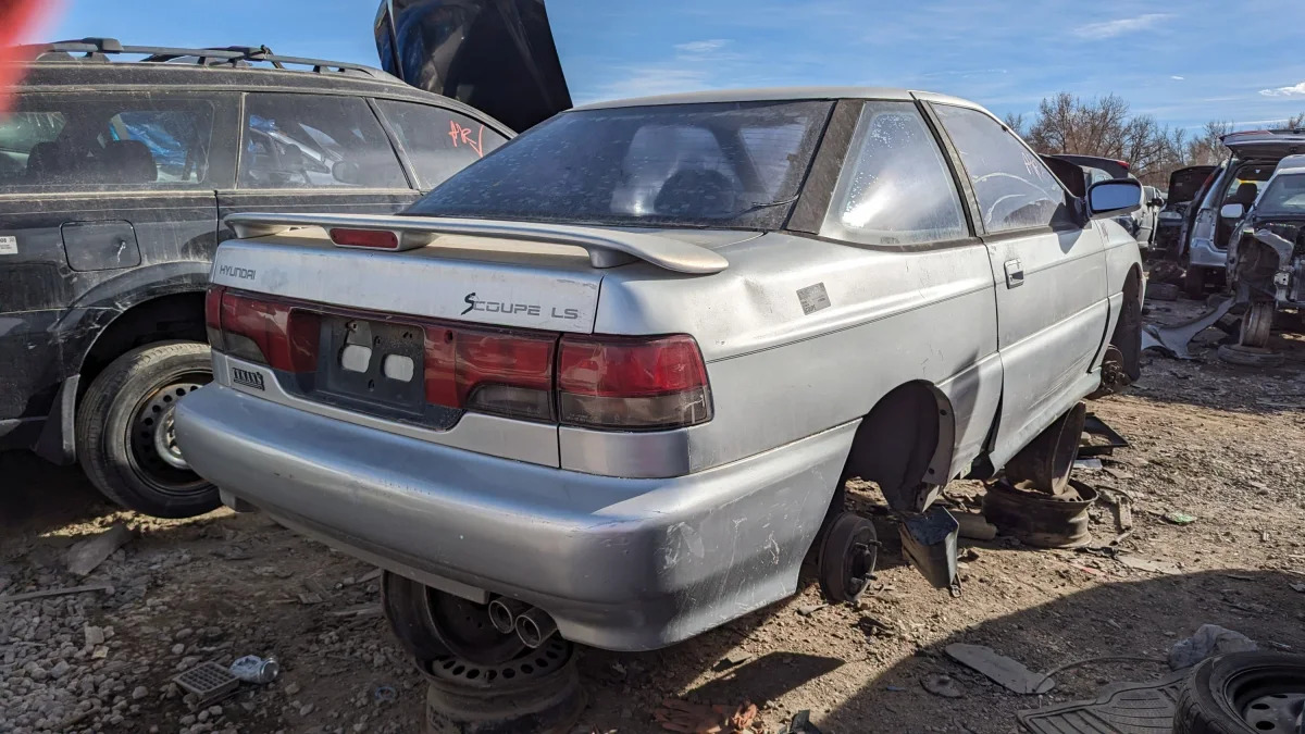 42 - 1993 Hyundai Scoupe in Colorado junkyard - photo by Murilee Martin