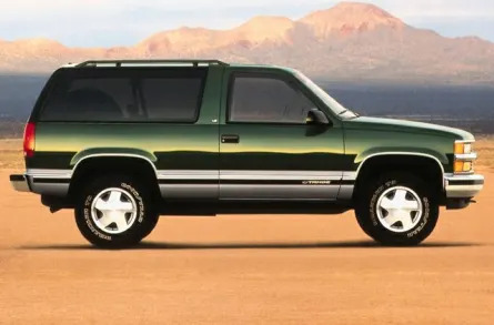 1999 Chevrolet Tahoe Base 2dr 4x2