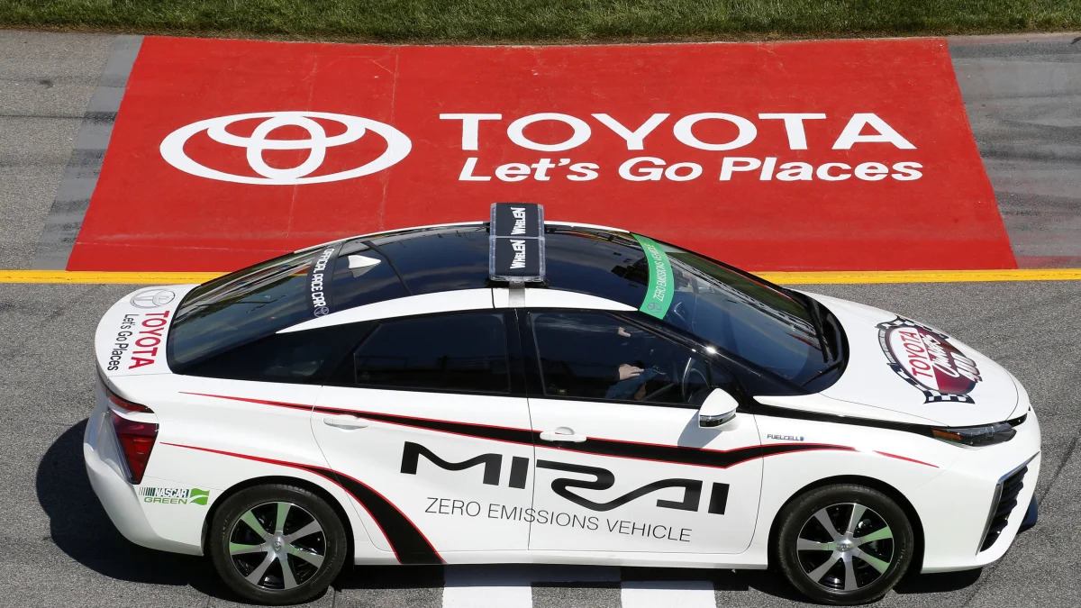 toyota mirai pace car for toyota owners 400