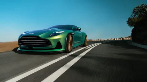 <h6><u>Aston Martin DB12, official images</u></h6>