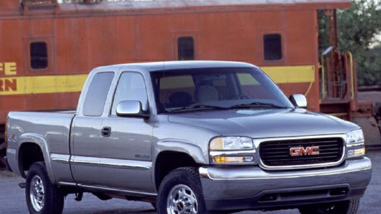 2000 GMC Sierra 2500 SLE 4dr 4x2 Extended Cab 8 ft. box 157.5 in. WB HD